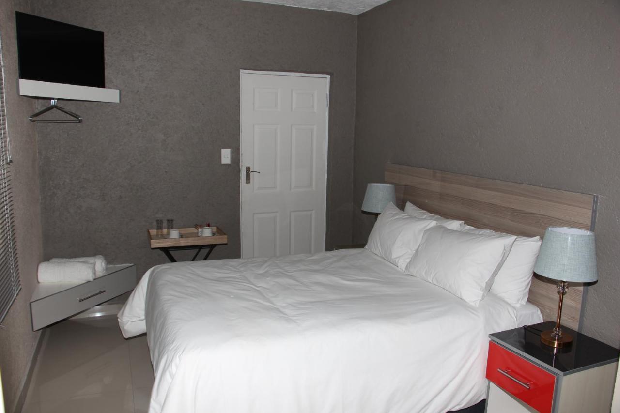 View Inn Exclusive Lodge Mbombela Екстериор снимка