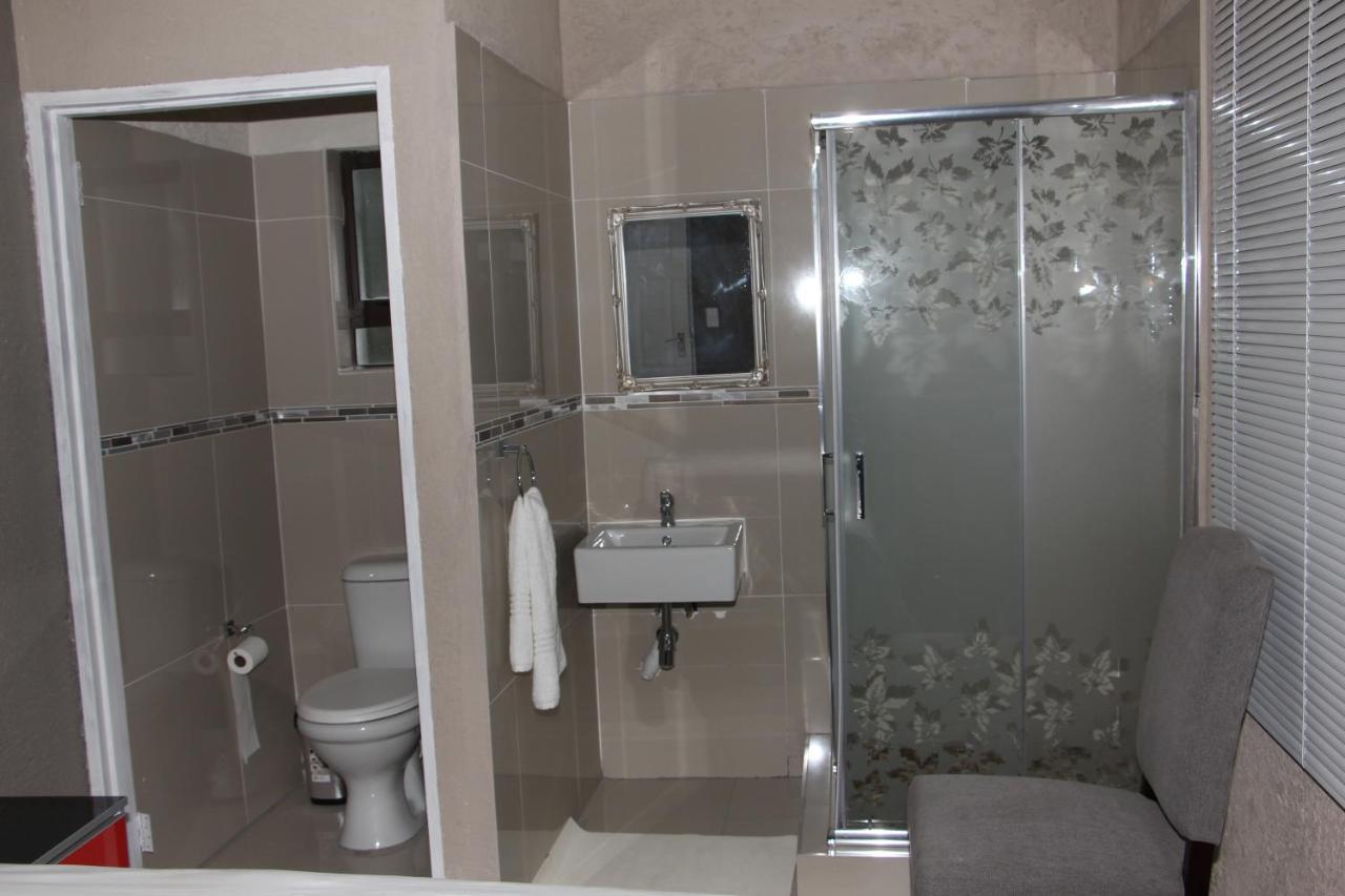 View Inn Exclusive Lodge Mbombela Екстериор снимка